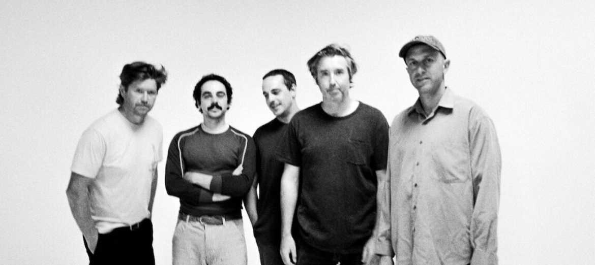 La banda australiana de indie rock regresa con un nuevo sencillo que eleva las expectativas para su próximo álbum.