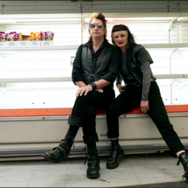 ADULT. revela su nuevo sencillo R U 4 $ALE del álbum Kissing Luck Goodbye que saldrá pronto al mercado.