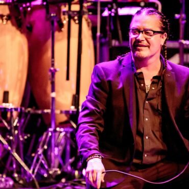 El vocalista Mike Patton ha señalado que Faith No More se ha disuelto, una noticia que no le provoca tristeza.
