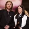 Finneas defiende a Billie Eilish tras su discurso en los Grammys 2026