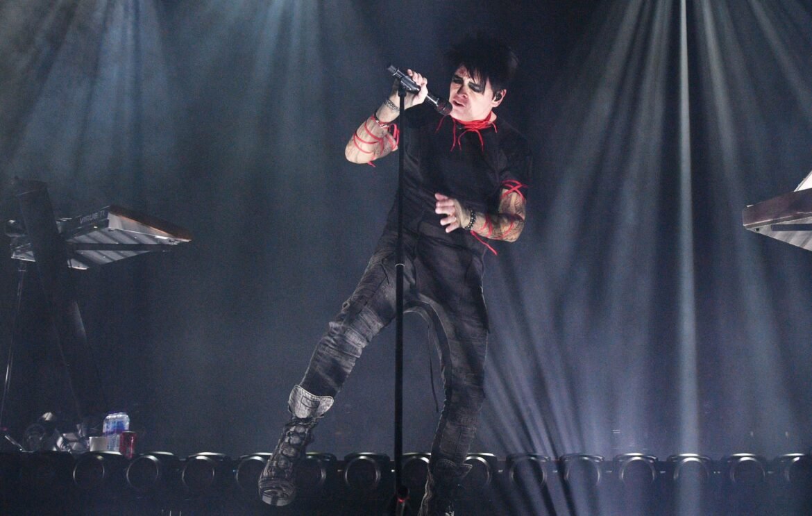 Gary Numan ofrece un emocionante espectáculo en Crystal Palace Park durante el verano de 2026. Descubre todos los detalles aquí.