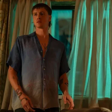 Harris Dickinson revela el papel cinematográfico que desearía no haber interpretado en su carrera.