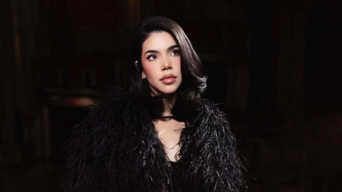 Descubre las fechas, lugares y detalles de la gira de Kenia Os en México en 2026, junto a su setlist y telonero.