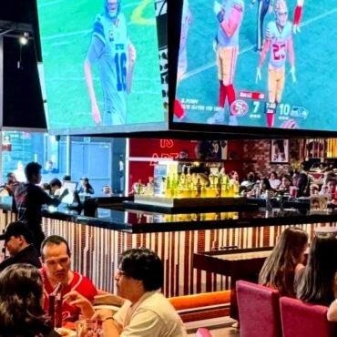 Descubre las mejores alitas de pollo en la CDMX y vive la emoción del Super Bowl LX con tus amigos.