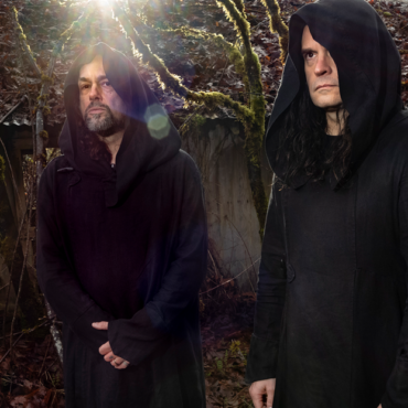 Sunn O))) anuncia su esperado álbum homónimo y revela Butch's Guns como adelanto musical de su regreso.