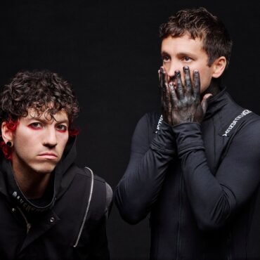 Ya está disponible un avance del nuevo filme de Twenty One Pilots, un evento imperdible para los fanáticos de la banda.